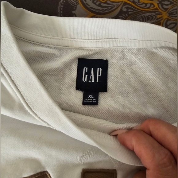 GAP Japan Spring 2024 Cherry Blossom Sweatshirt, Women's Size XL - Picture 4 of 4